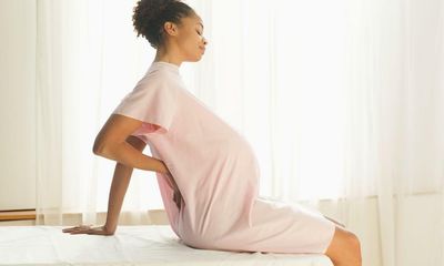 Acupuncture relieves back and pelvic pain during pregnancy, study suggests