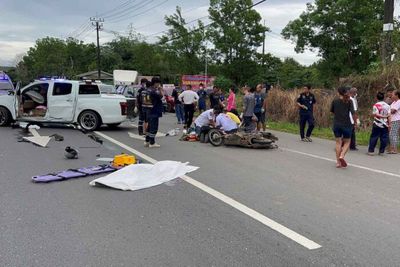 Pickup hits motorcycle at junction, 2 killed