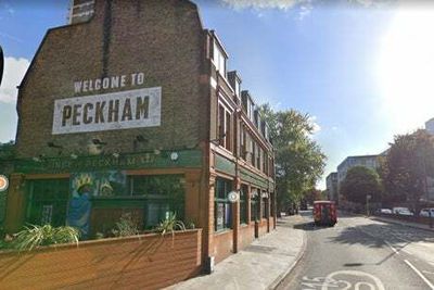 Man stabbed in the eye while working at Peckham pub