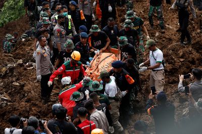 'Nothing was left': After Indonesia quake, families desperately search