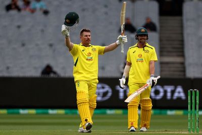 Travis Head and David Warner hit tons as Australia set England 364 in final ODI