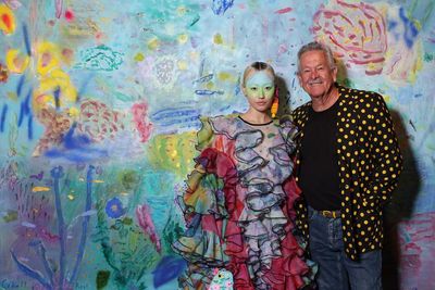 ‘I’m not humble’: Artist Ken Done delivers colourful speech as 2022 Australian fashion laureate