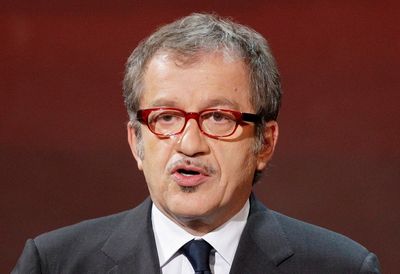 Long-serving Italian politician Roberto Maroni dies at 67