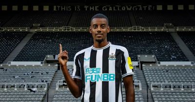 Alexander Isak offers promising sign in new interview after revealing special Newcastle feeling