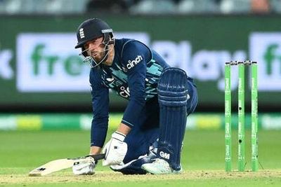 England succumb to ODI series whitewash to Australia in 221-run defeat