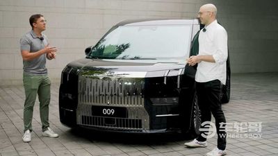 China's Zeekr 009 EV MPV Shows All Its Secrets On Camera