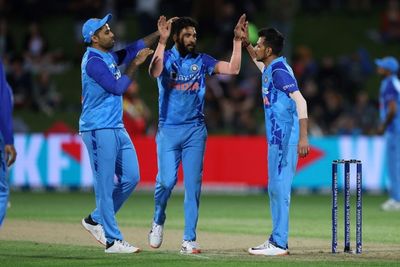 Rain-hit tie hands India T20 series win in New Zealand