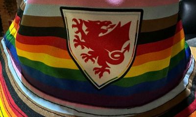 Fifa and Qatar in urgent talks after Wales rainbow hats confiscated