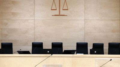 French magistrates go on strike over work conditions that encourage 'cheap justice'