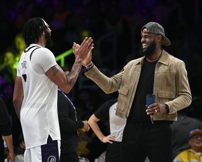 Anthony Davis: LeBron James told me ‘I’m playing like my old self’