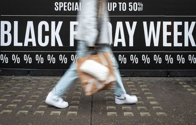 Don't fall for these 3 psychological tricks Black Friday sales use to make us buy more