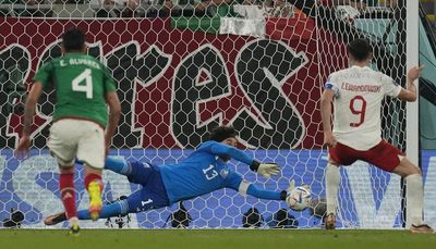 Mexico, Poland play to scoreless draw at World Cup