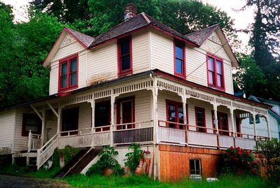 Famed 'Goonies' house for sale in coastal Astoria, Oregon