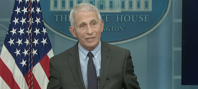 Chaotic scenes in final Fauci White House presser as yelling reporter drowns out questions