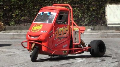 Oddball Racer Crams Honda CB600F Hornet Engine Into Piaggio Ape