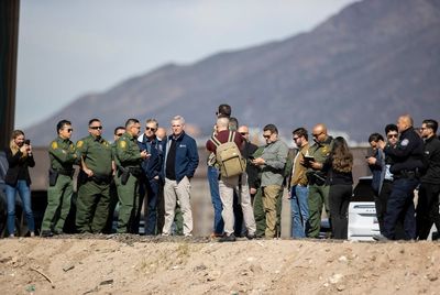 Visiting Texas border, Kevin McCarthy calls on DHS Secretary Alejandro Mayorkas to resign