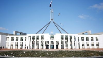 Australian Public Service recruitment 'too Canberra-centric' as leaders consider allowing staff to live elsewhere