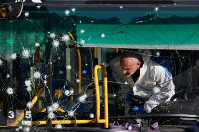 Teen killed in twin Jerusalem bus stop attacks