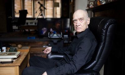 Wilko Johnson: Dr Feelgood guitarist and punk forebear dies aged 75
