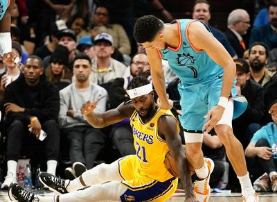 NBA fans call out Devin Booker after he tells Patrick Beverley to push players ‘in the chest’