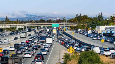 Thanksgiving Travel is Crazy, so Try These Flying and Driving Tips