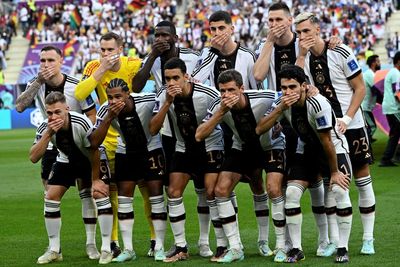 Germany’s World Cup team appears to take a shot at FIFA with its pre-match photo pose