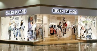 River Island shoppers follow Martin Lewis advice and rush to buy £34 item that gets you £290 of products