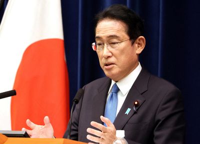 Japanese prime minister under pressure over campaign expenditure report