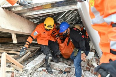 Young boy's 'miracle' rescue from Java quake rubble