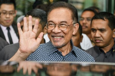 Opposition leader Anwar named next Malaysia PM