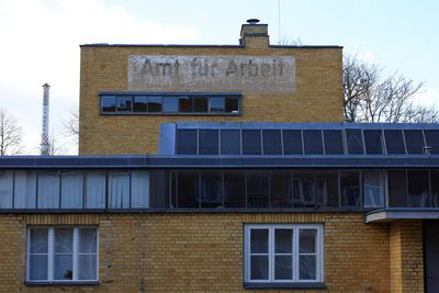 German lawmakers agree welfare reform to boost benefits, training