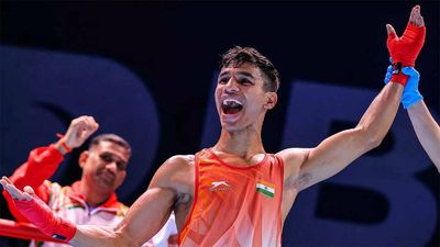 Seven Indians storm into finals at Youth World Boxing Championships