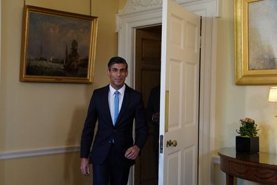 UK PM Sunak committed to bringing net migration down - spokesman