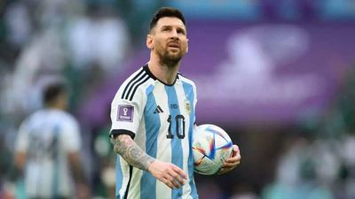 Being Lionel Messi: The loneliest job in world football?