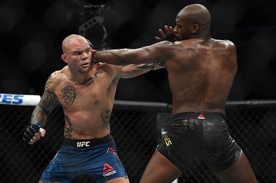 Anthony Smith says Jon Jones is well-coached, but beatable: ‘He’s not that good’