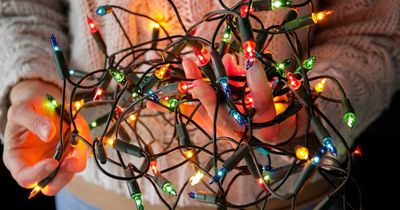 How much Christmas lights and decorations cost to run
