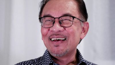 Anwar Ibrahim: From political prisoner to Malaysian PM