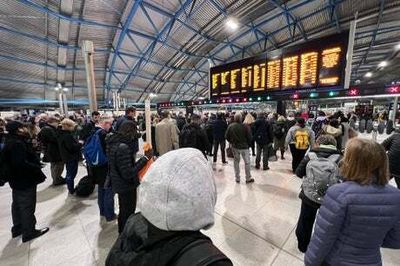 Southwestern delays: Urgent repairs at Barnes cause commuter chaos at Waterloo