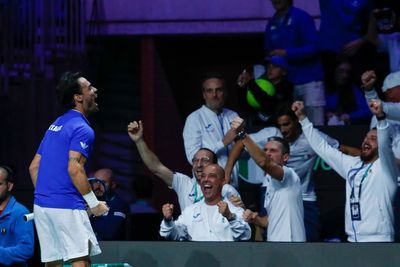 Italy and Canada advance to set up Davis Cup semi-final showdown