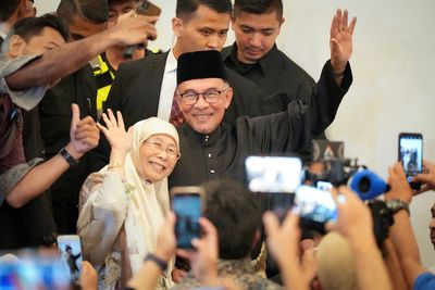 Malaysians celebrate Anwar Ibrahim’s rise to prime minister