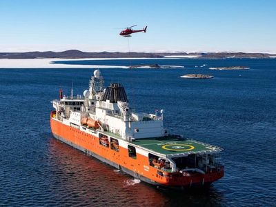 Fill-in Antarctic supply ship breaks down