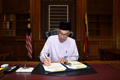 Malaysia's PM Anwar says cabinet of ministers to be smaller