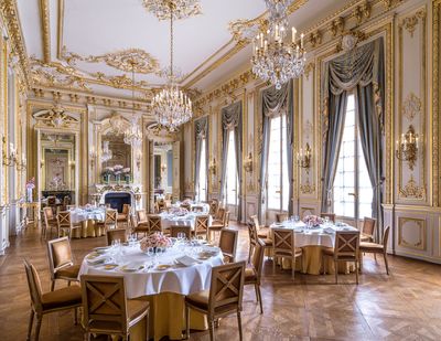 Inside the Parisian luxury hotel now hosting the world’s most famous debutante ball