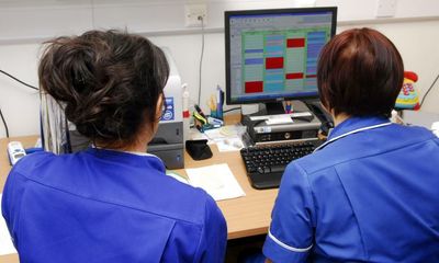 Nurses across UK to strike for first time on 15 and 20 December