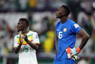 Continents’ best ‘up against a wall’ as Senegal and Qatar face do-or-die clash