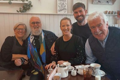 Cafe staff delighted by visit from Billy Connolly on his 80th birthday