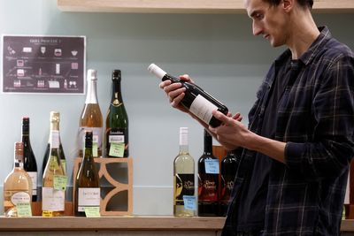 Wine-loving France gets a taste for the alcohol-free