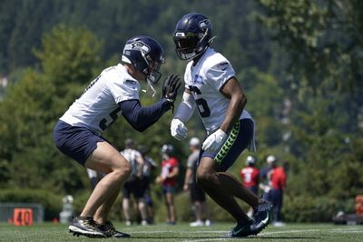 Seahawks have 2 of NFL’s top 50 leaders in tackles
