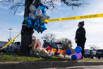Walmart shooter legally purchased 9mm handgun hours before Chesapeake mass shooting