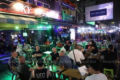 Bid for more drinking hours fails